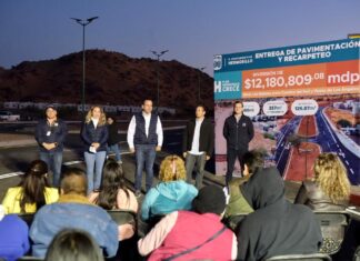 Reconoce Toño Astiazarán logro de familias al entregar pavimentación de prolongación de bulevar Las Quintas
