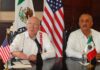 Ken Salazar reitera que no hay negociaciones con México para la deportación masiva de migrantes