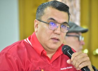 “Arrasaría el PT al PRI y al PAN juntos, si fuera solo en las boletas”: Ramón Flores