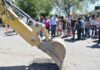 Inicia Toño Astiazarán rehabilitación de la calle 14 de Abril en la colonia Valle Hermoso