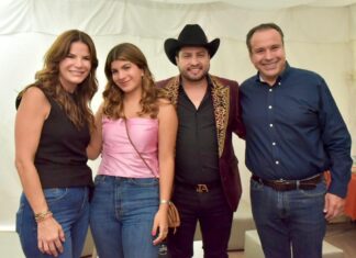 Viven Julión Álvarez y miles de personas exitosa noche en Fiestas del Pitic 2023