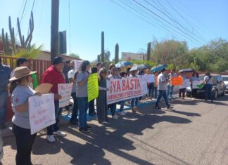 Exigen trabajadores del ISEA destitución de la titular