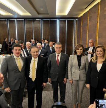 Gobernador Alfonso Durazo propone creación de bloque de gobernadores fronterizos para promover desarrollo