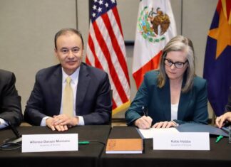 Acuerdan gobernadores de Sonora y Arizona fortalecer promoción turística conjunta