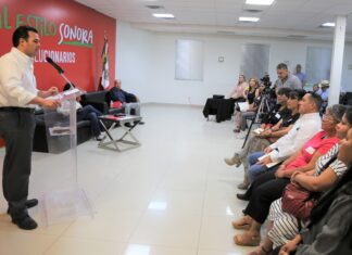 Reconoce Rogelio Díaz Brown a participantes del programa «Mi Primer Negocio, Aprendiendo a Emprender» que ofreció PRI Sonora