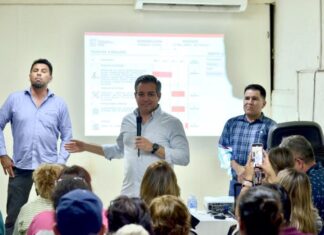 Presentan a locatarios obras a realizarse en el Mercado Municipal de Guaymas