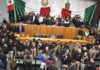 Irrumpen en sesión del Congreso de Nuevo León mientras se designaba gobernador interino