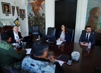 Atiende Gobernador reunión con gremio de transportistas de carga en la entidad