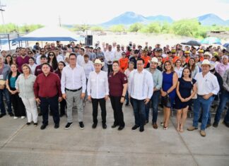 Gobernador Durazo lleva atención médica de calidad a La Colorada