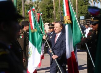 Encabeza Gobernador Durazo evento conmemorativo por el Día de la Bandera