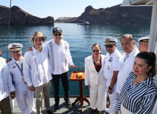 Consolida Gobernador Durazo a San Carlos como destino mundial de buceo con nuevo arrecife artificial