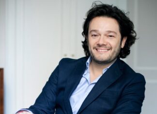 Entregarán Medalla Emiliana de Zubeldía al tenor Arturo Chacón en Fiestas del Pitic 2025