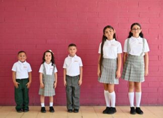 Gobernador Durazo respalda economía familiar con uniformes escolares gratuitos a más de 440 mil alumnos
