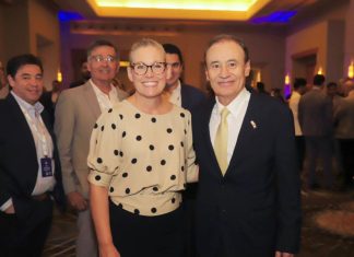 Inauguran Gobernador Durazo y Gobernadora Hobbs cumbre Sonora-Estados Unidos, Arizona-México en Phoenix