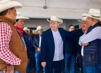 Gobernador Durazo cumple a pueblos originarios y Sierra Alta; garantiza conectividad con Caminos Artesanales