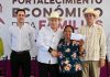 Gobernador Durazo respalda economía de más de 13 mil familias vulnerables con entrega de apoyos directos