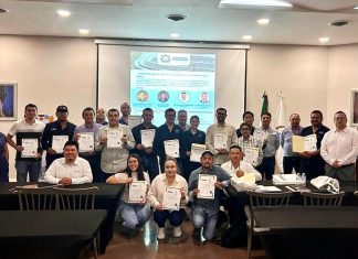 Capacita sector minero con visión de futuro y respeto al entorno