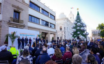 Reconoce Toño Astiazarán trayectoria de servidoras y servidores públicos municipales