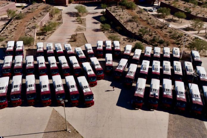 GOBERNADOR DURAZO ENTREGA