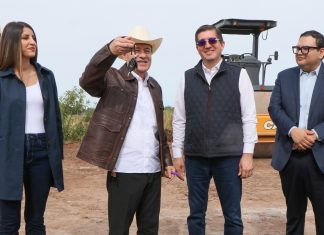 Entrega Gobernador Durazo maquinaria para obras e infraestructura pública en Navojoa