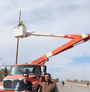 Más iluminación para fortalecer la seguridad y el bienestar de la comunidad en Navojoa: Elías Retes