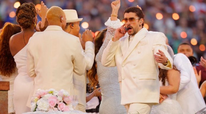 Bad Bunny y una carta de amor urgente en medio del Super Bowl