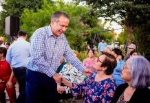 Acerca Toño Astiazarán servicios a familias del Fovissste durante Miércoles En Tu Colonia