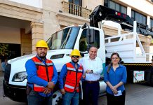 Equipa Toño Astiazarán con vehículos operativos a la Agencia de Energía y Cambio Climático para beneficio de familias hermosillenses