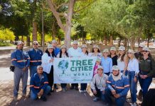 Celebra Toño Astiazarán reconocimiento de Hermosillo como Ciudad Árbol en el Mundo con siembra de guayacanes en el Parque Madero