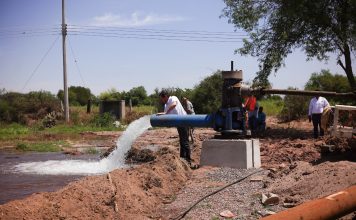 ”Estamos trabajando para darles agua todo el año”: alcalde Elías Retes