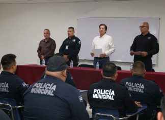 Entrega Elías Retes nombramientos de ascensos a 120 Policías Municipales