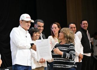 Gobernador Durazo y Sedatu entregan escrituras y fortalecen certeza patrimonial en Sonora