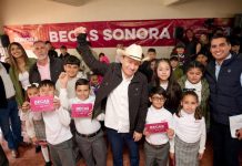 Gobernador Durazo beneficia a familias sonorenses con más becas, más apoyos y menos gastos