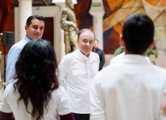 Gobernador Durazo profesionaliza a 350 mil sonorenses en inteligencia artificial con Microsoft