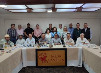 Buscan llevar servicios básicos al malecón de Huatabampo