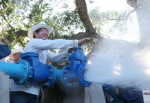 Inaugura Alcalde Elías Retes pozo rosales para suministro a poblados de la comisaría