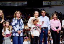 Avanza Sonora en educación: entrega Gobernador Durazo más de 4 mil becas a estudiantes de primaria