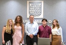 Fortalece Toño Astiazarán relación con Phoenix con participación ciudadana y liderazgo juvenil