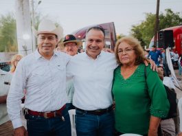 Sostiene Toño Astiazarán encuentro con la comunidad de Pueblo Yaqui