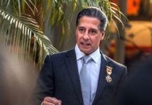 Renuncia superintendente del Distrito Escolar de Los Ángeles tras investigación del FBI