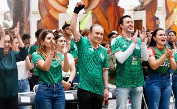 Acompañado de jóvenes sonorenses, Gobernador Durazo vive la emoción del debut de México en la Copa Mundial de la FIFA 2026