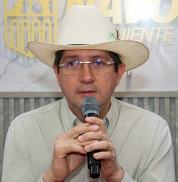 Integran Comité de Contraloría Social para Obra de remodelación del estadio de los Mayos