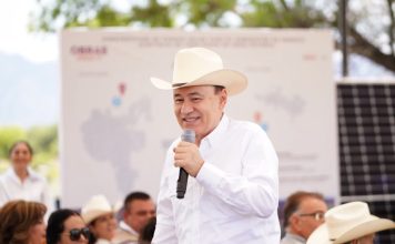 Gobernador Durazo lleva energía solar a hogares para reducir hasta 70% el recibo de luz