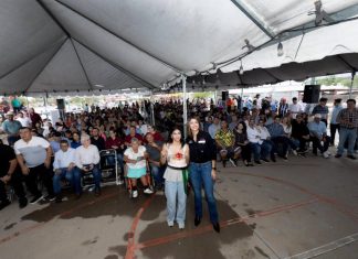 Lleva Gobernador Durazo soluciones y atención directa a familias de Pueblitos con Sonora Atiende