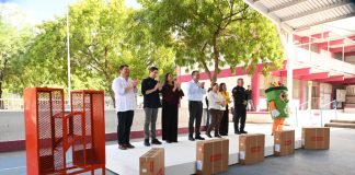 Realiza Toño Astiazarán donación de equipo de cómputo a secundaria 9, “Arq. Gustavo F. Aguilar Beltrán” en inicio de ciclo escolar