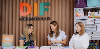 Recibe Patty Ruibal más de 5 mil 800 útiles para donar del programa Dando y Dando