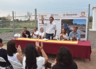 Inaugura Elías Retes el pozo «El Bendición» Valle Buey 9