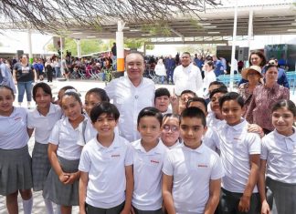 Arranca Durazo de manera exitosa ciclo escolar con entrega de uniformes y libros de texto gratuitos
