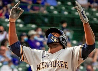Los Brewers vencen a los Dodgers